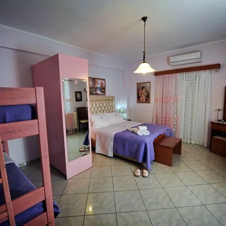 Апарт-отель Irida 4*