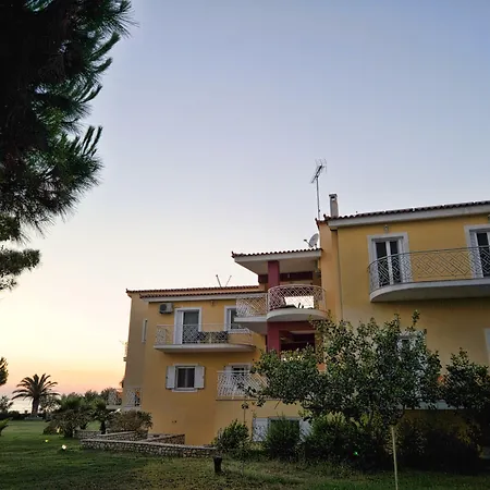 Апарт-отель Irida 4*