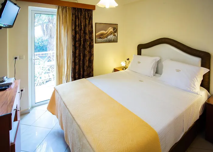 Aparthotel Irida