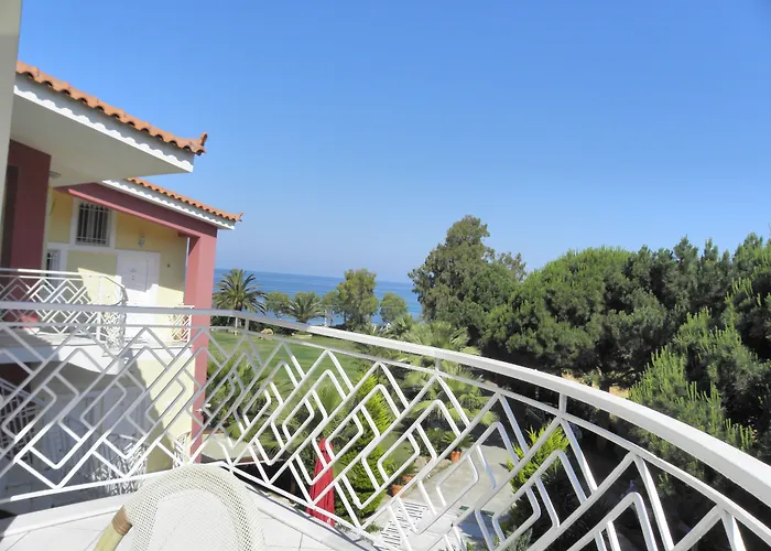 Irida Aparthotel 4*