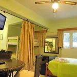 Irida 公寓式酒店 4*