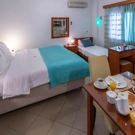 Aparthotel Irida 3*