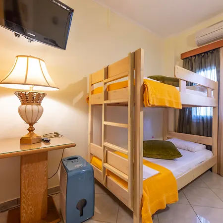 Irida Aparthotel Kyparissia