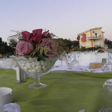 Irida Aparthotel