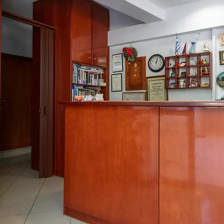 Irida Aparthotel Kyparissia