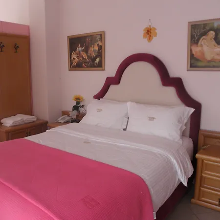 Irida 4*