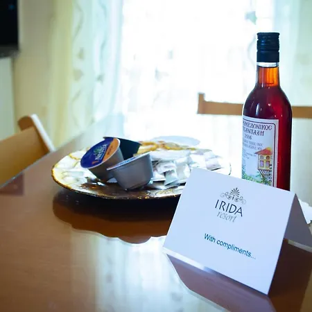 Aparthotel Irida